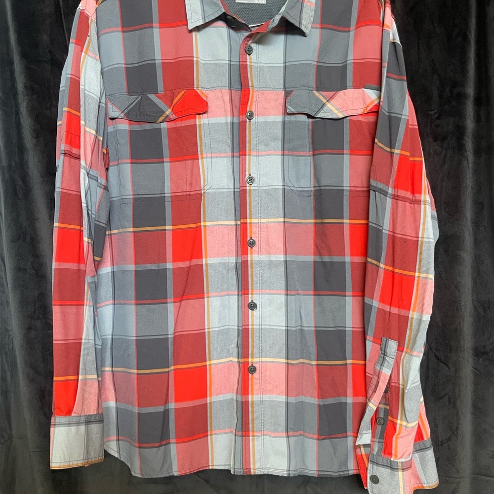 Columbia Long Sleeve Button Down
